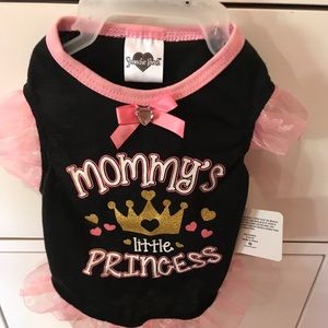 Cute mommy princess top for dogs